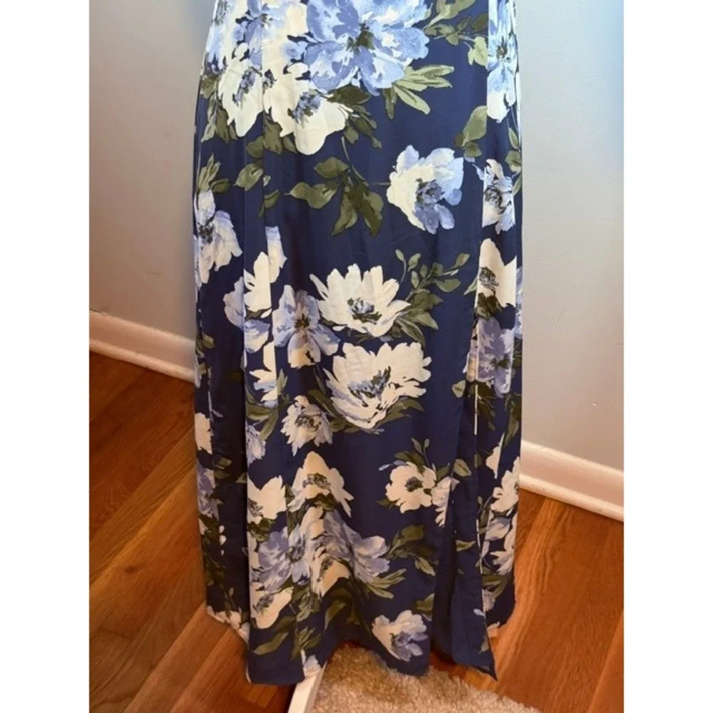 Abercrombie & Fitch Floral Maxi Dress Size M Smocked Back Spaghetti Strap Navy